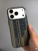 Luxe Pixel Redium Light Glow Case for iPhone - Cover Your Phone - Image 4