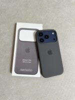 iPhone Silicone Case with MagSafe & Camera Control - Image 7