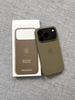 iPhone Silicone Case with MagSafe & Camera Control - Image 4
